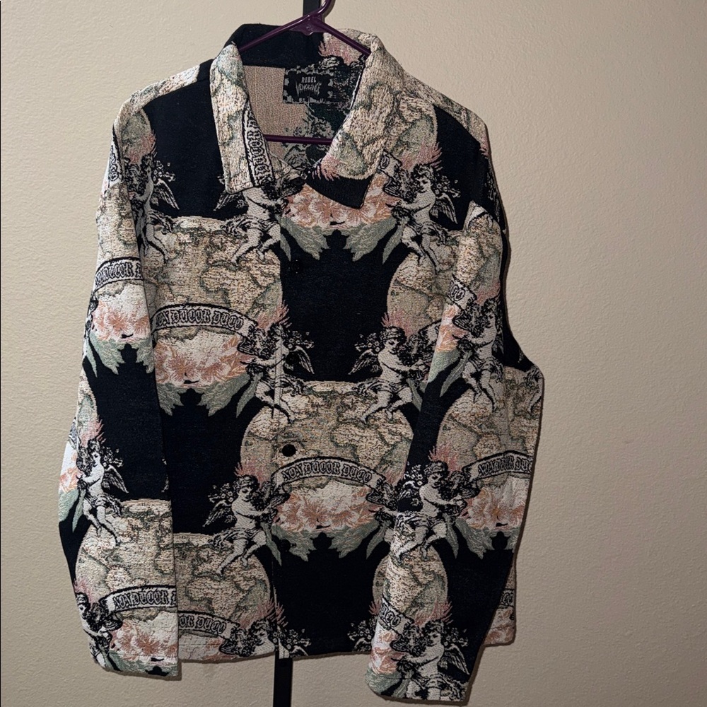 NWT Rebel Vengeance Cherub Oasis Print “Non Ducor Duco” Tapestry Jacket Men’s XL